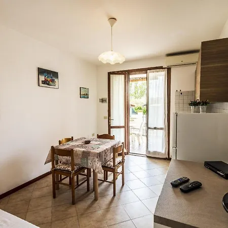 Сasa de vacaciones Ferienhaus In Mit Terrasse, Garten Und Grill *