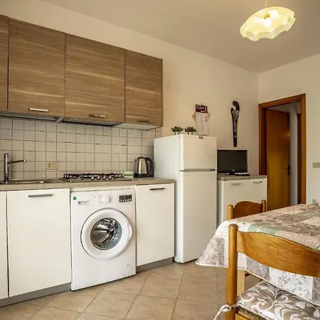 Ferienhaus In Mit Terrasse, Garten Und Grill Сasa de vacaciones